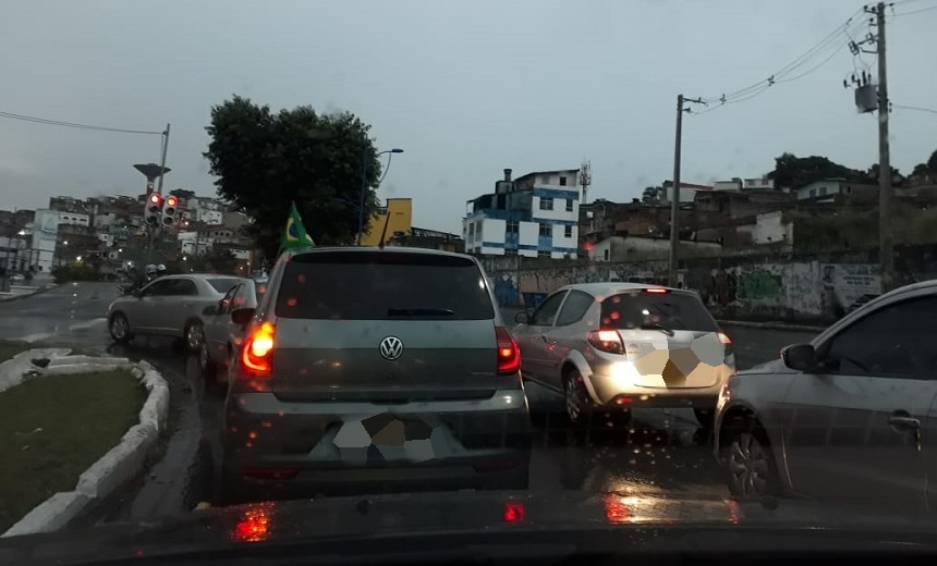 Tempo fica instável com chuvas rápidas ao longo desta terça-feira em Salvador