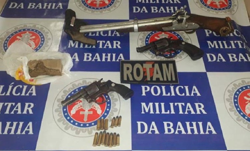 Homem é preso com armas e drogas 30 dias após deixar presídio