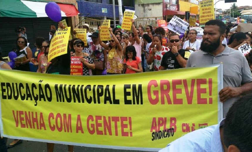 Prefeitura diz que só irá negociar com os professores municipais após o fim da greve