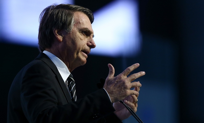 Bolsonaro defende policiais que participaram de massacre em Carajás, no Pará