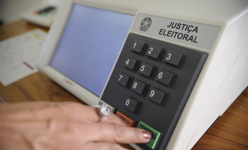 TSE vai fiscalizar uso de dinheiro vivo nas campanhas das eleições de 2018