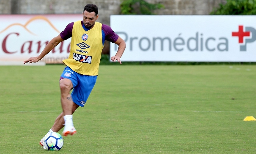 Sem marcar gols há quatro jogos, Bahia pode estrear atacante hoje contra a Chapecoense