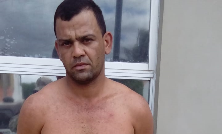 Servidor público escapa da morte após flagrar homem mexendo em sepultura na Bahia