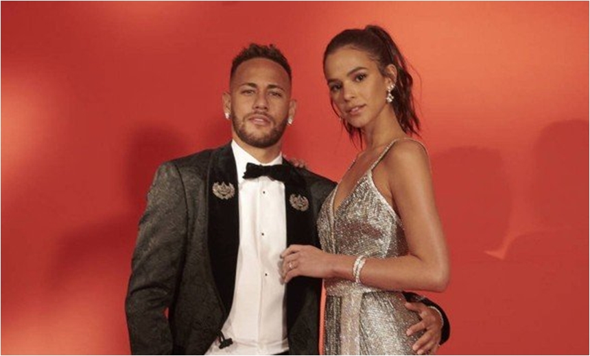 Bruna Marquezine ganha festão antecipado de Neymar para comemorar seus 23 anos