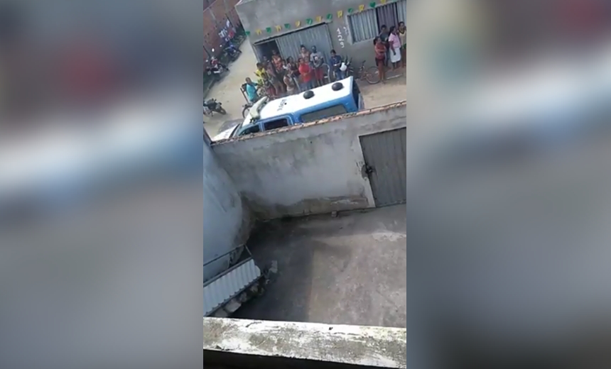 Cinco suspeitos de assalto morrem em confronto com a polícia em Feira; veja vídeo