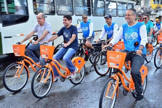 Movimento Salvador vai de Bike faz passeio ciclístico solidário