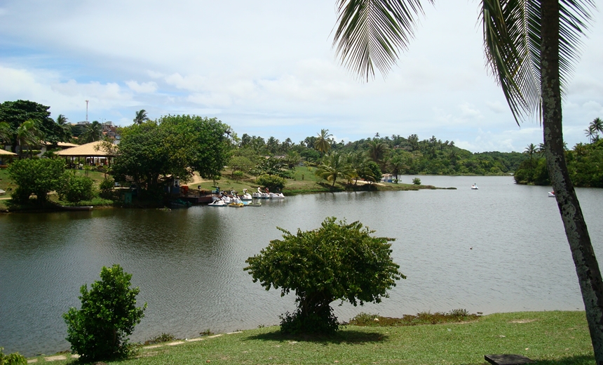 Corpo é encontrado por populares dentro de lagoa no Parque de Pituaçu