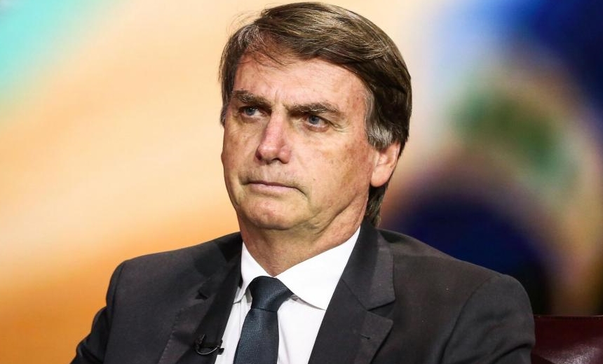 STF adia decisão sobre denúncia contra Bolsonaro