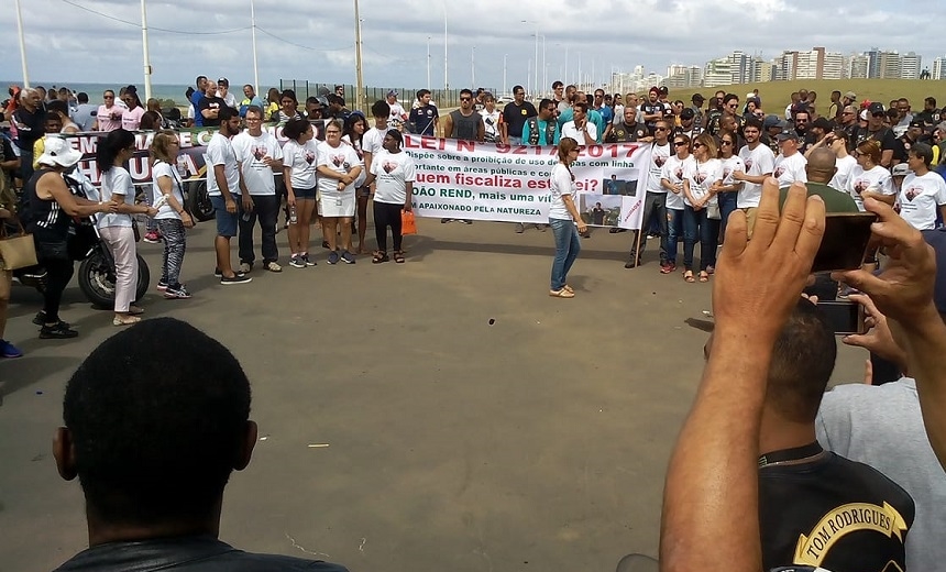 Protesto de motociclistas pede maior fiscalização no combate ao uso do cerol