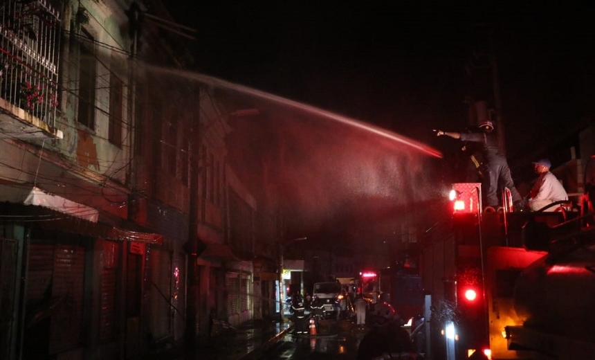 Ação rápida dos bombeiros impediu tragédia maior na Baixa dos Sapateiros; veja vídeos