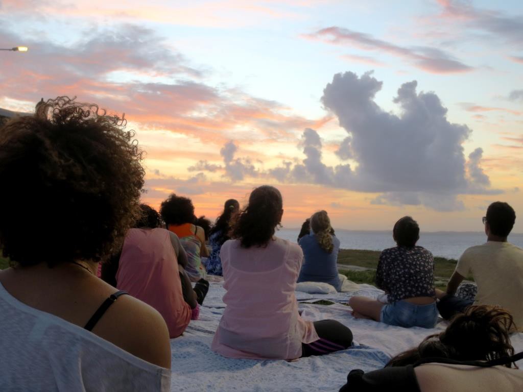 Farol da Barra recebe evento de meditação nesta sexta-feira (20)