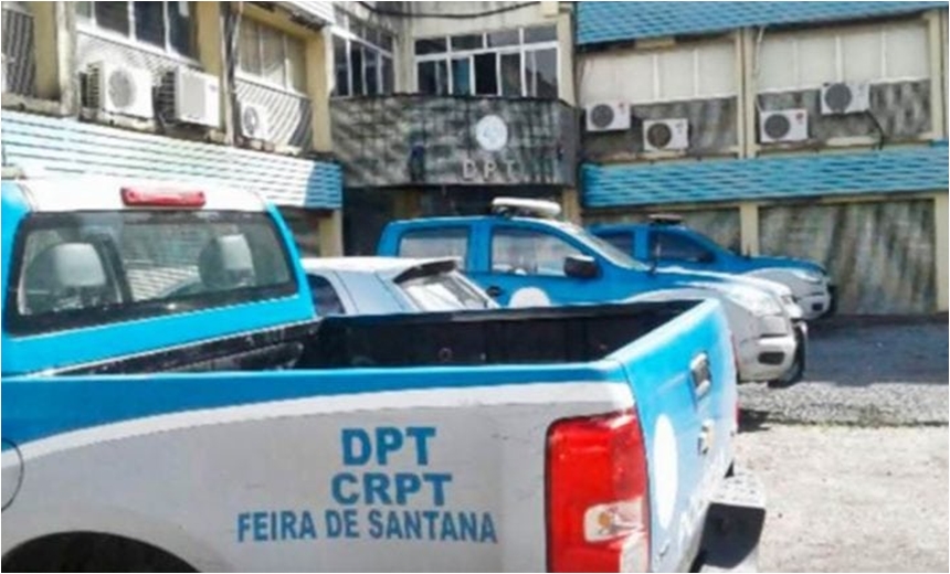 Um homem é morto a tiros e outro a facadas em Feira de Santana