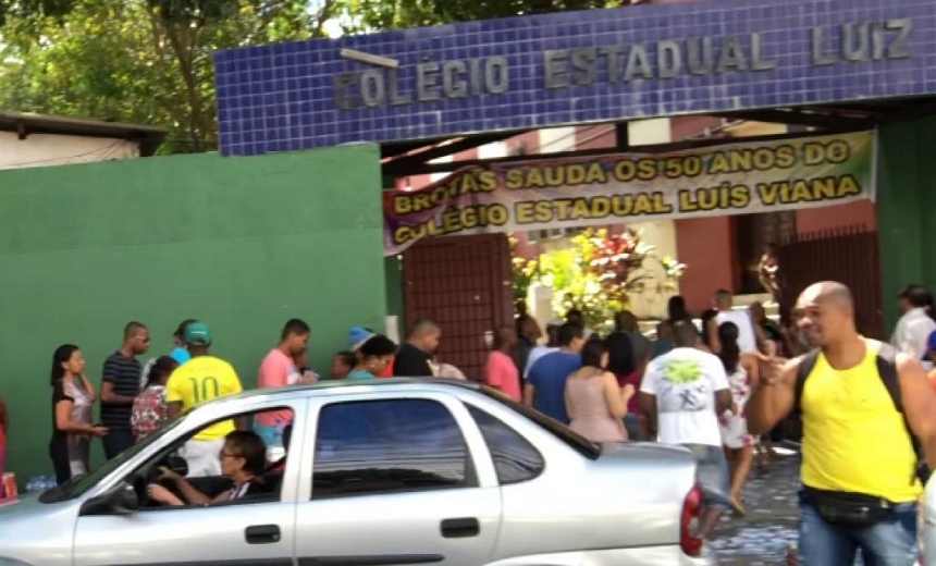 Votação é tranquila no local que reúne maior número de eleitores em Salvador; veja vídeo