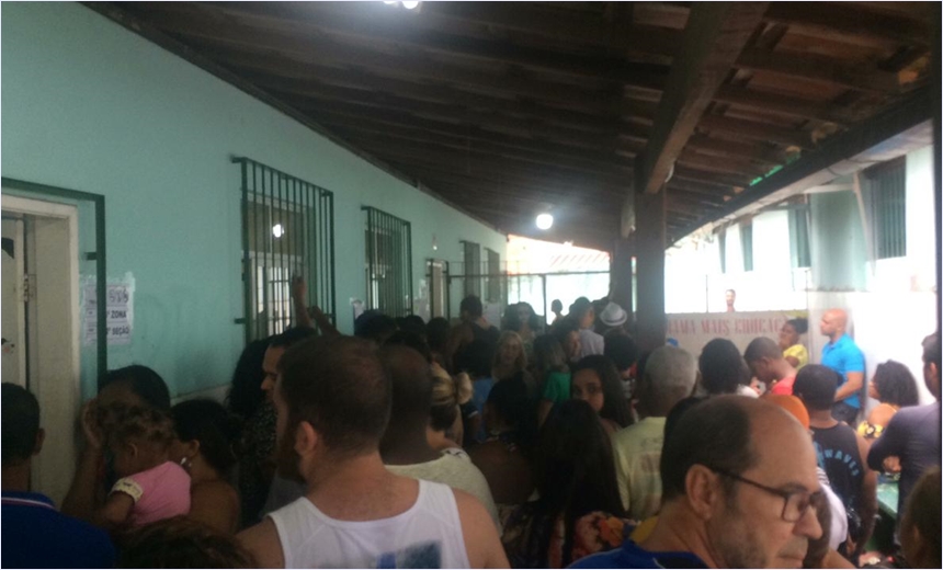 Filas e transtornos marcam manhã de votação em Salvador; TRE pede compreensão