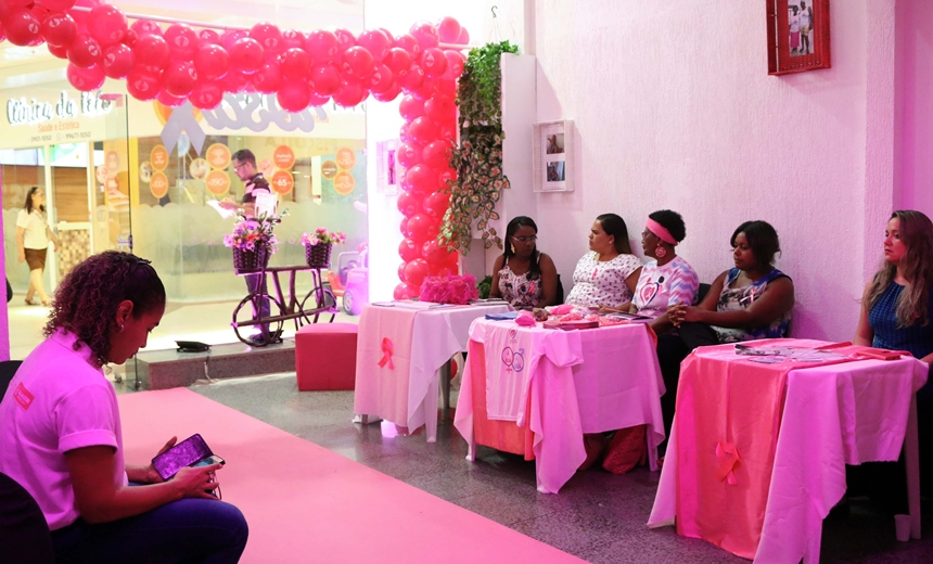 Gratuito: ações de combate ao câncer de mama são oferecidas em shopping de Salvador