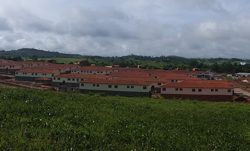 Jovem de 13 anos é estuprada após marcar encontro pelas redes na Grande Salvador