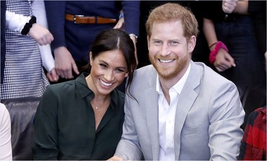 Príncipe Harry e Meghan Markle anunciam gravidez