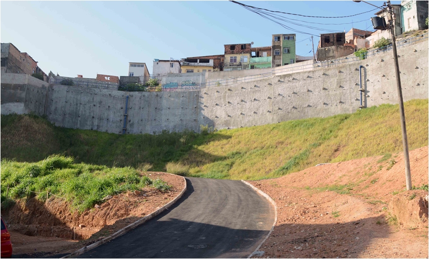 Prefeitura entrega segunda etapa de encosta no Barro Branco neste sábado