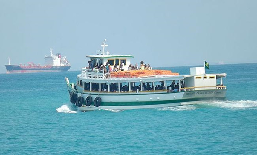 Travessia Salvador-Mar Grande continua suspensa devido a mau tempo