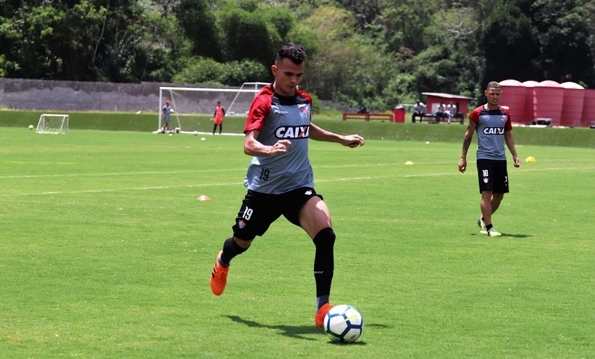 Pensando em sair da zona, Vitória quer vencer o São Paulo hoje no Barradão