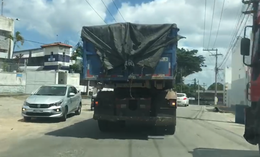 Polícia encontra corpo esquartejado dentro de container; &#8220;cena diabólica&#8221;, diz perito