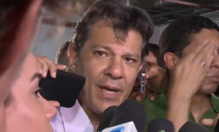 &#8220;Frouxo e mentiroso&#8221;, diz Haddad sobre Bolsonaro durante ato em Salvador; veja vídeo