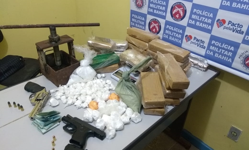 Polícia Militar apreende armas e grande quantidade de drogas em Alagoinhas