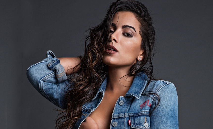 Anitta vai lançar três clipes em idiomas diferentes em EP &#8216;Solo&#8217;: &#8216;Superansiosa&#8217;