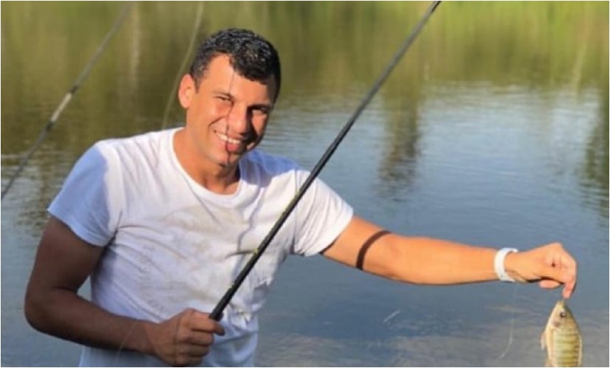 Ex-jogador do Vitória publica foto provocando o Bahia; “dia de comer sardinha”