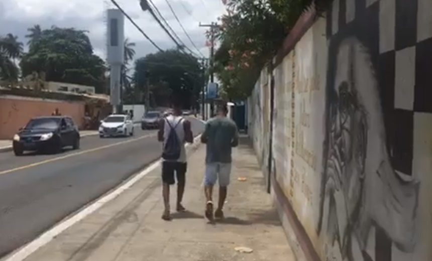 Atrasados do ENEM: veja flagrantes em escolas de Salvador