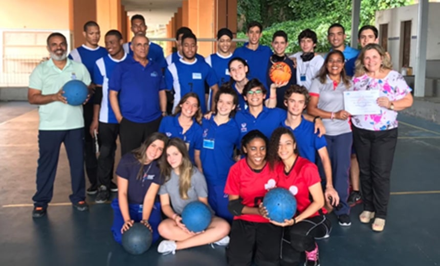 Máquina de Braille é entregue ao Instituto de Cegos da Bahia pela Escola Panamericana