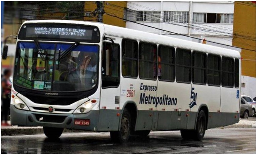 Adolescente é apreendido após fazer arrastão em ônibus em Simões Filho