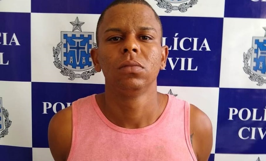 Homem rouba carro em lava-jato e é preso após ser localizado por rastreador