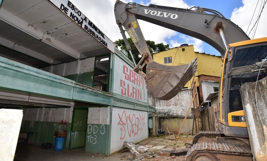 Nova escola em Sussuarana terá 500 vagas para o ensino fundamental, garante Neto