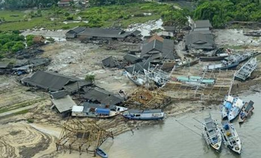 Após erupção e tsunami, Indonésia sofre terremoto nesta sexta-feira