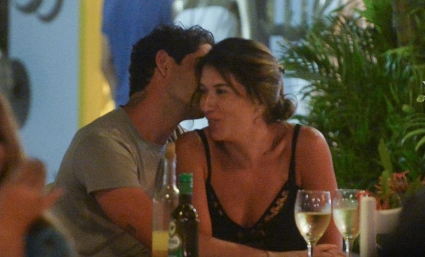 Assumidos! Pato e Rebeca Abravanel são flagrados em clima de romance em Trancoso