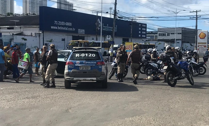 Dupla morta na Barros Reis teria sido executada por membros de facção rival