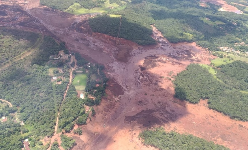 Barragem rompe e lama &#8216;invade&#8217; município de Brumadinho, na Grande BH