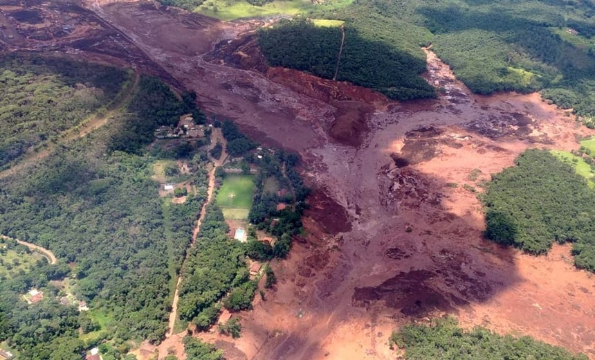 Bombeiros estimam cerca de 200 desaparecidos após barragem se romper