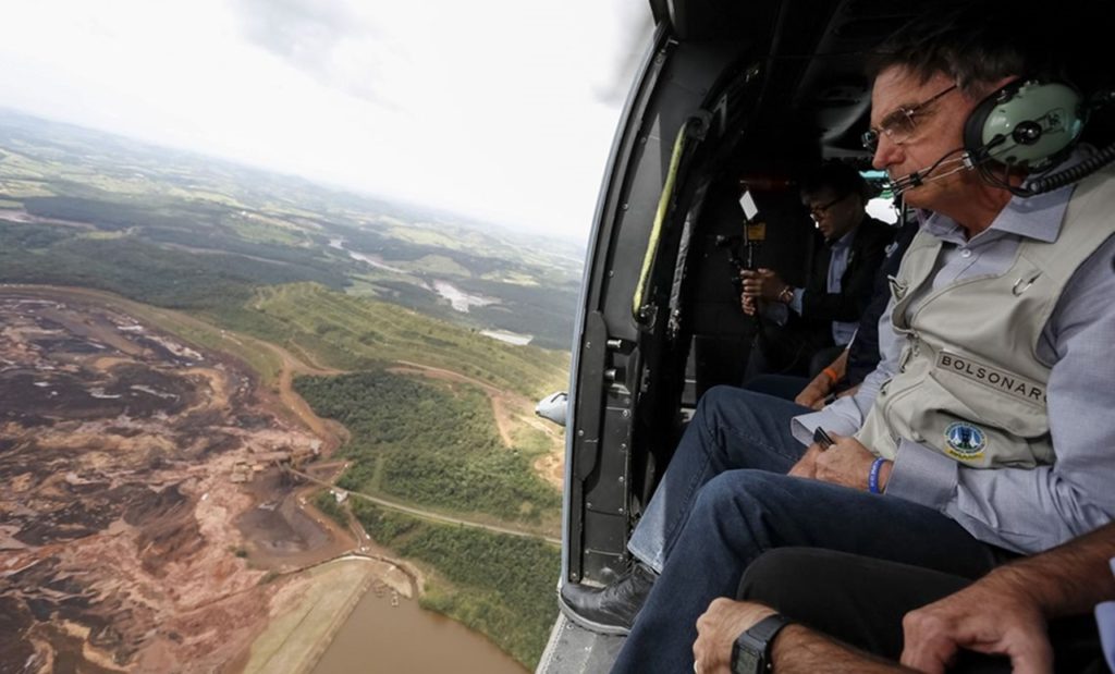 ?Faremos o que estiver ao nosso alcance&#8221;; diz Bolsonaro após sobrevoar Brumadinho