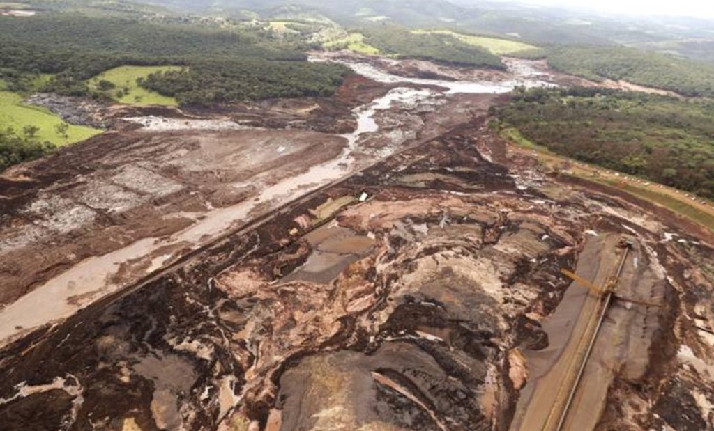 24 horas após tragédia, sirene de alerta é acionada pela Vale em outra região de Minas