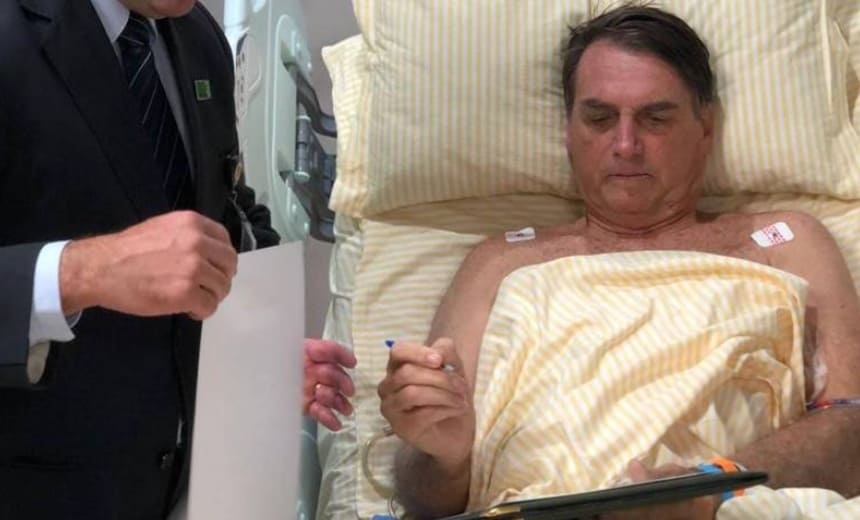 Bolsonaro leva bronca de médicos, é impedido de falar com ministros e fica sem TV