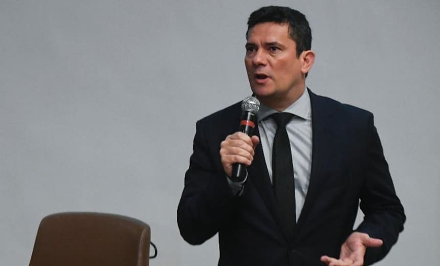 Pacote anticrime de Moro tem item que pode anular pena de policial que mata