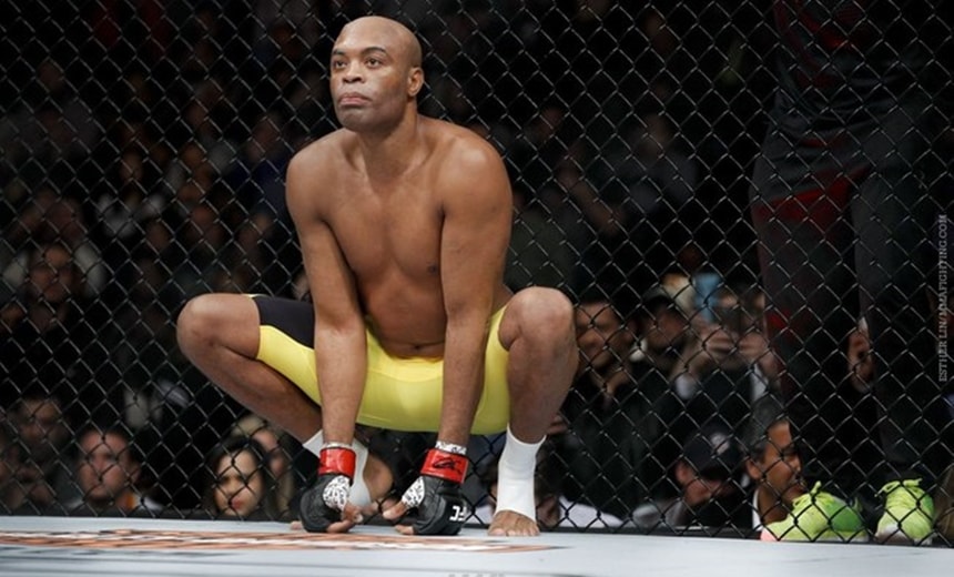 Após 2 anos, Anderson Silva volta e perde cinturão do UFC para nigeriano