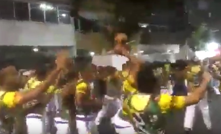 Vídeo mostra confusão em bloco da Capoeira no Campo Grande; assista