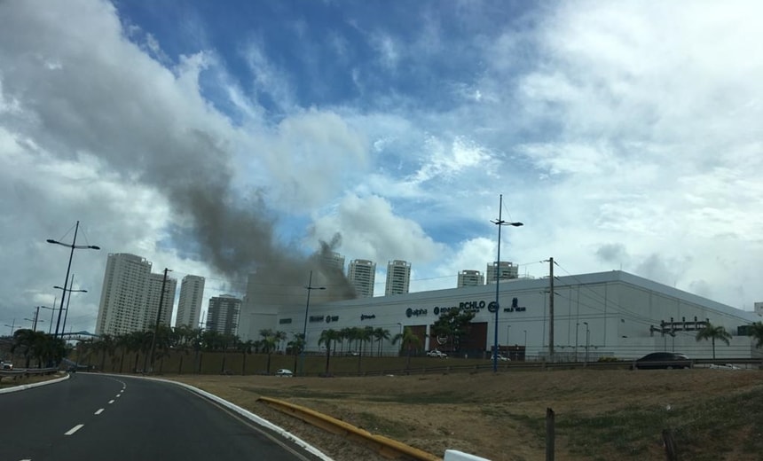 Princípio de incêndio assusta pessoas no Shopping Bela Vista