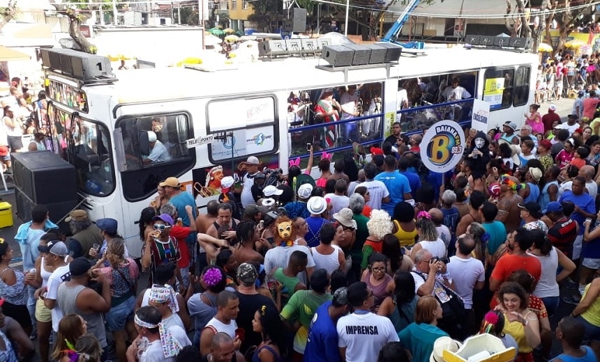 &#8220;Buzu elétrico&#8221; invade o Campo Grande com a salsa e o merengue de Gerônimo; assista