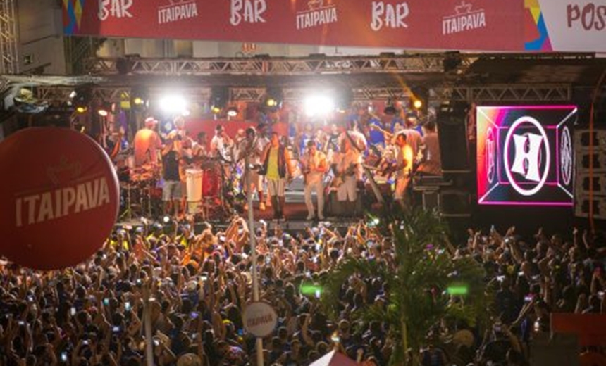 Carnaval alternativo inaugura novo formato de festa em Salvador