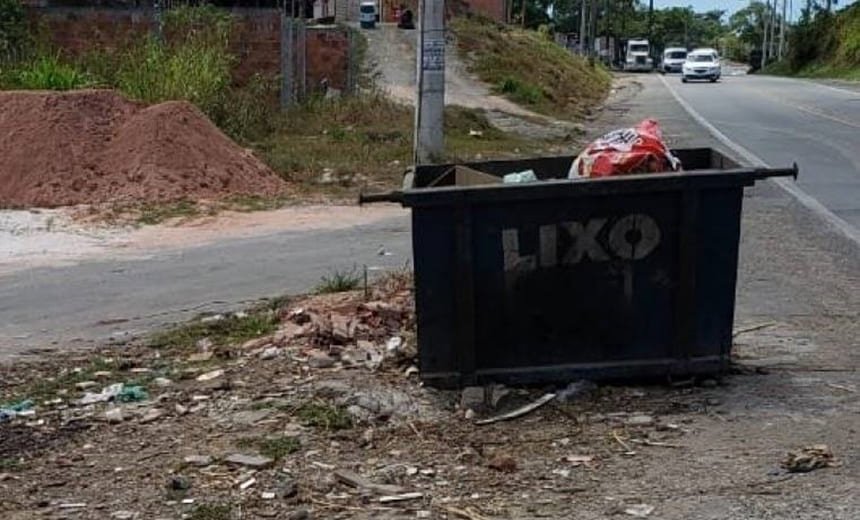 Bebê recém-nascido morre após ser abandonado em caixa de lixo em Simões Filho