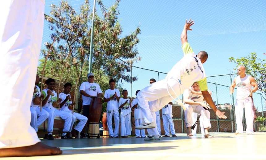 Alunos da rede municipal terão aulas gratuitas de capoeira; inscrições até esta sexta